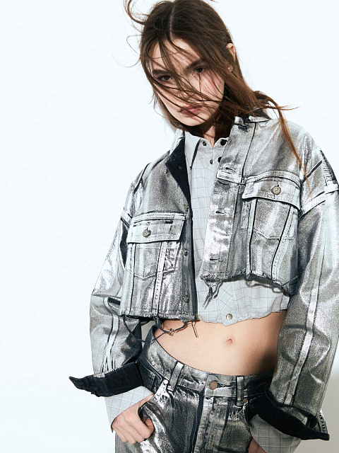 Черная укороченная джинсовка с серебряным напылением, 9 Черная укороченная джинсовка с серебряным напылением, 9