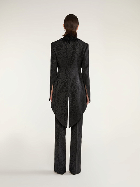 Черный костюм-тройка из жаккарда с кружевом и перьями, 6