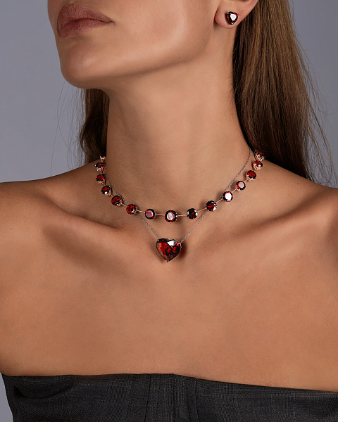 Серьги-гвоздики из белого золота с бриллиантами и рубинами, 5 Серьги-гвоздики из белого золота с бриллиантами и рубинами, 5