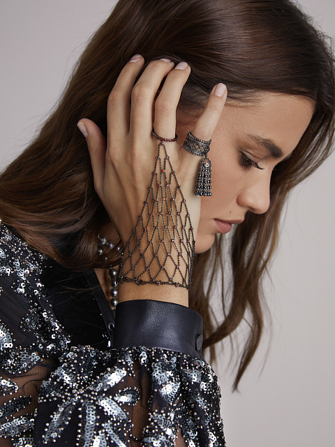 Кольцо-кисть из черненого золота с бриллиантами, 2 Кольцо-кисть из черненого золота с бриллиантами, 2