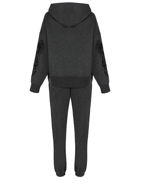 Темно-серый костюм с вышивкой в тон на рукавах, 2