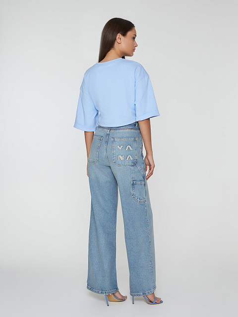 Светло-голубая укороченная футболка с узлом, 6