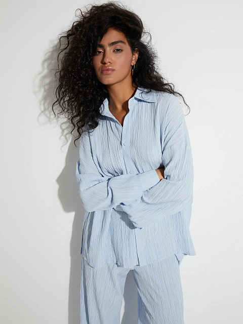 Голубой комплект из рубашки и брюк, 10 Голубой комплект из рубашки и брюк, 10