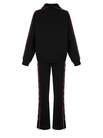 Черный костюм с укороченной толстовкой и розовой вышивкой в виде лилий, 2