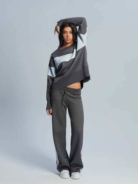 Серо-голубой свитер Bad Girls Club, 5