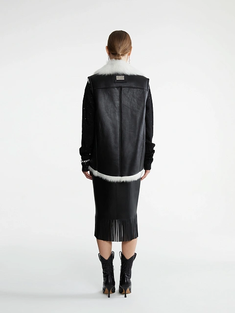 Жилет из овчины с контрастным белым мехом, 9 Жилет из овчины с контрастным белым мехом, 9