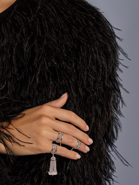 Кольцо-кисть из белого золота с топазами, 3