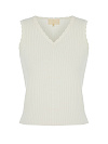 Топ из трикотажа лапша молочного цвета c фестонным краем, V-образный вырез  Топ из трикотажа лапша молочного цвета c фестонным краем, V-образный вырез