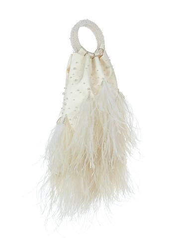 Белая сумка из шелка с жемчугом и перьями, 2