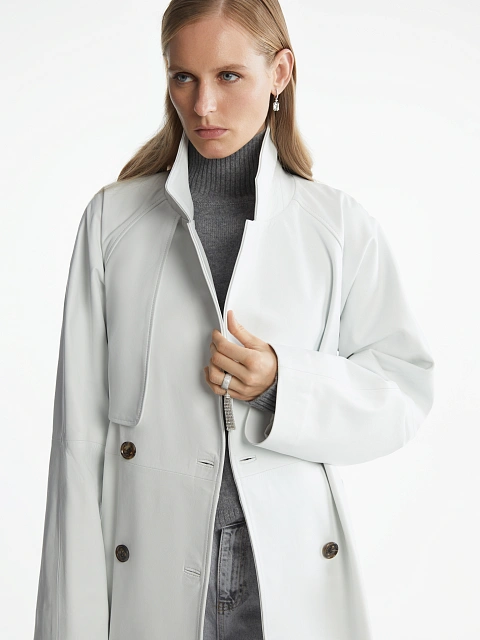 Белый двубортный тренч из кожи, 5