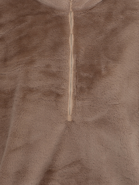 Бежевая толстовка из эко-меха, 3