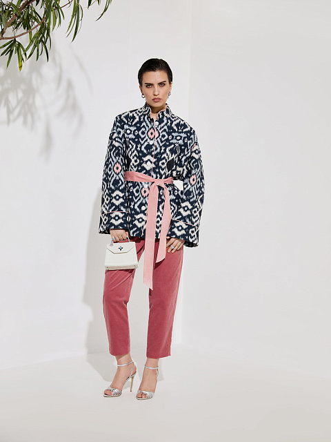 Жакет из темно-синего жаккарда с принтом икат, 5