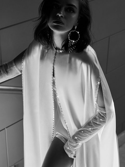 Белые перчатки из сетки со стразами, 4