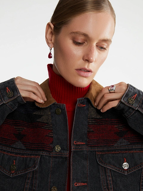 Серая джинсовая куртка с отделкой из шерсти и замши, 12