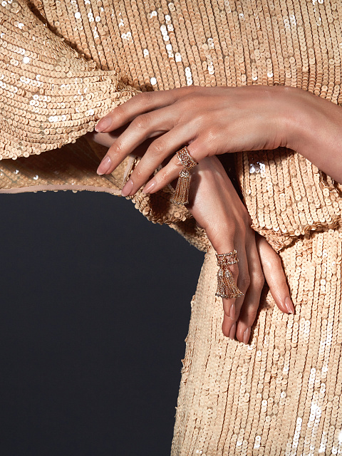 Кольцо-кисть из розового золота с бриллиантами огранки «бриолет» и круглой огранки, 3 Кольцо-кисть из розового золота с бриллиантами огранки «бриолет» и круглой огранки, 3