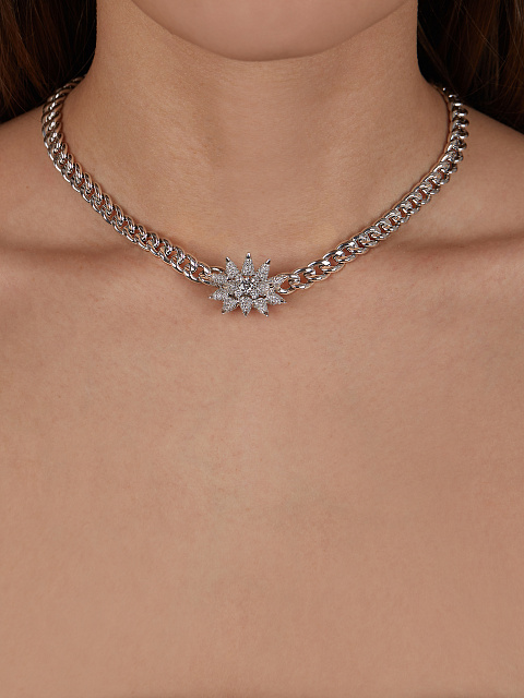 Колье с кулоном из белого золота с бриллиантами круглой огранки, 2 Колье с кулоном из белого золота с бриллиантами круглой огранки, 2