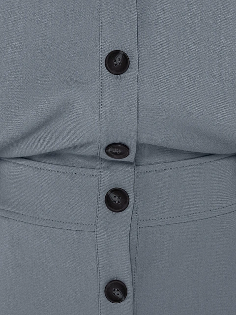 Серое платье-миди с карманами и поясом, 3