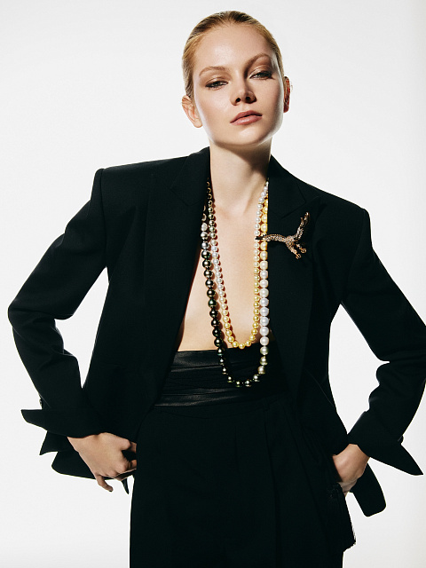 Брошь в виде орла из розового золота с коричневыми бриллиантами, 2