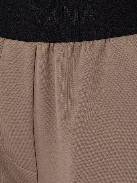 Коричневый трикотажный костюм с брюками-карго, 7