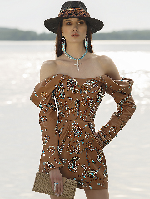 Коричневое платье-мини с открытыми плечами, 5