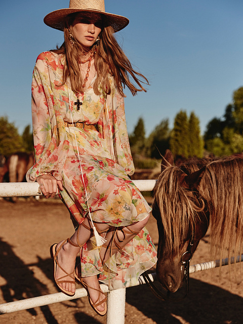 Высокие сандалии из коричневой замши с завязками, 5 Высокие сандалии из коричневой замши с завязками, 5