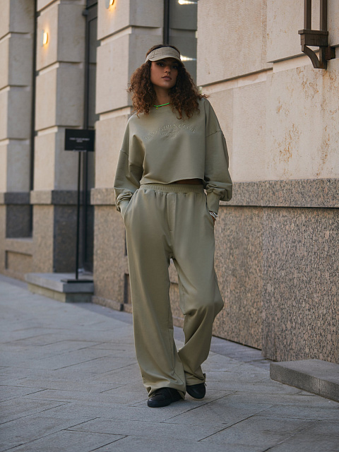 Зеленый козырек из денима с вышивкой, 7 Зеленый козырек из денима с вышивкой, 7