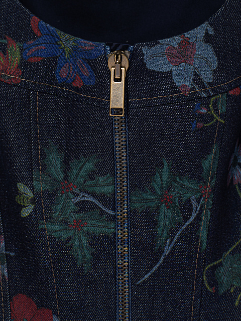 Синее платье-мини из денима с цветочным принтом, 4