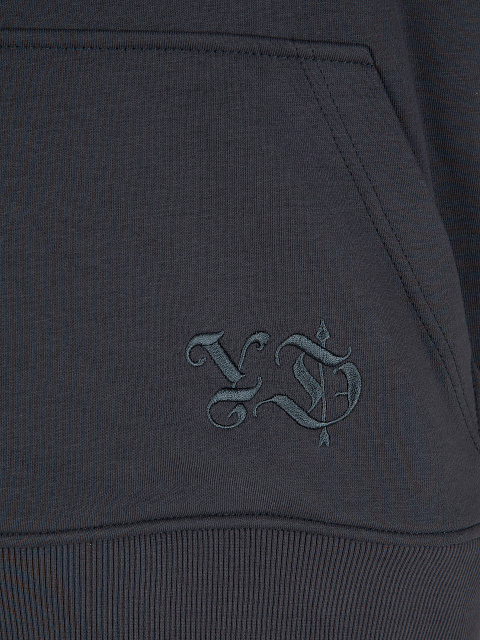 Темно-серый трикотажный костюм с вышивкой в виде крестов, 5 Темно-серый трикотажный костюм с вышивкой в виде крестов, 5