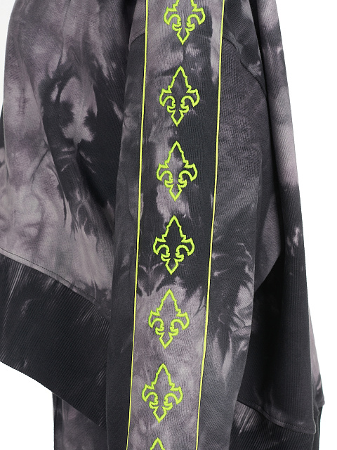 Серый tie-dye костюм с укороченной толстовкой и вышивкой в виде лилий, 5