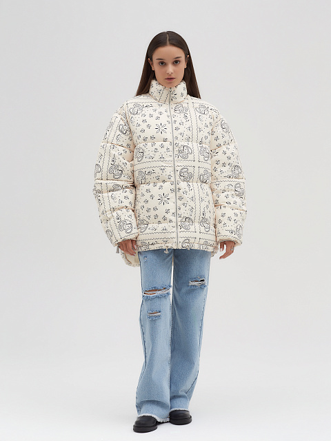 Молочный пуховик с узором «пейсли», 6