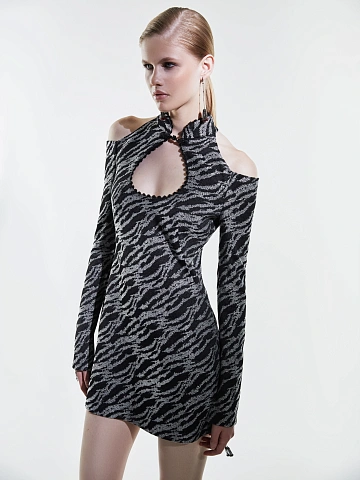 Черное платье-мини из жаккарда с открытыми плечами, 2