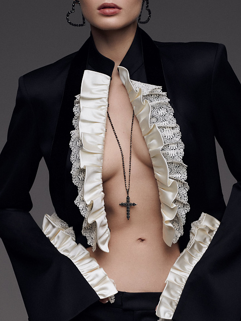 Колье с кулоном из черненого золота с черными бриллиантами, 4 Колье с кулоном из черненого золота с черными бриллиантами, 4