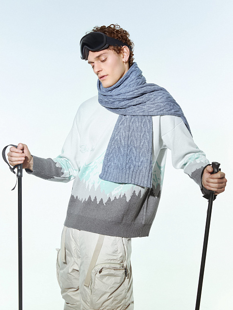 Бело-бирюзовый свитер с рисунком в виде гор, 6