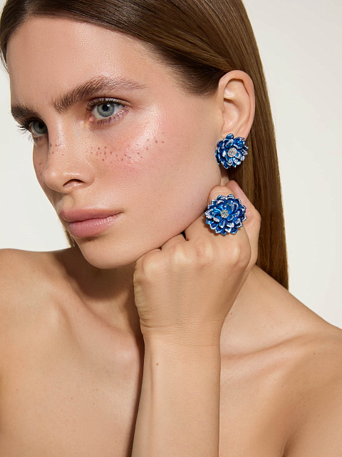 Пусеты из титана с бриллиантами, 3