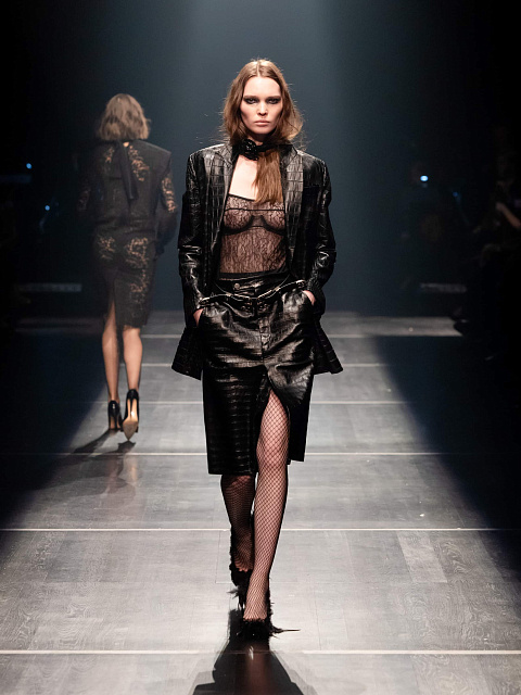 Look #69, 1 Look #69, 1