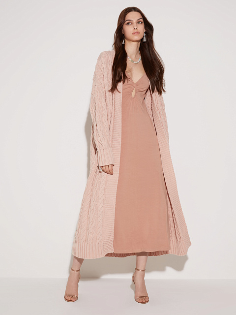 Бежевое трикотажное платье с фигурным вырезом, 6