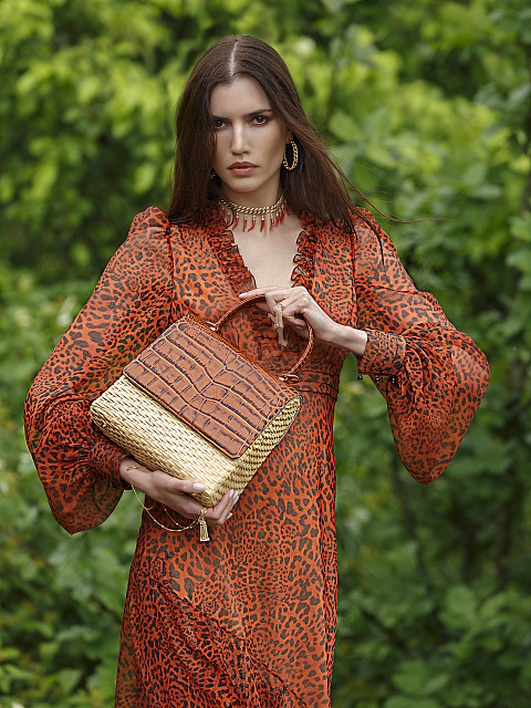 Плетеная сумка с клапаном из кожи крокодила, 6 Плетеная сумка с клапаном из кожи крокодила, 6