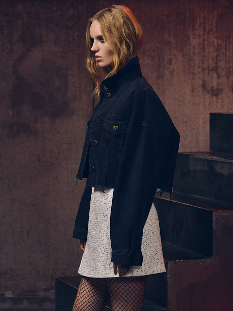 Белый комплект из твида в пайетках, 8