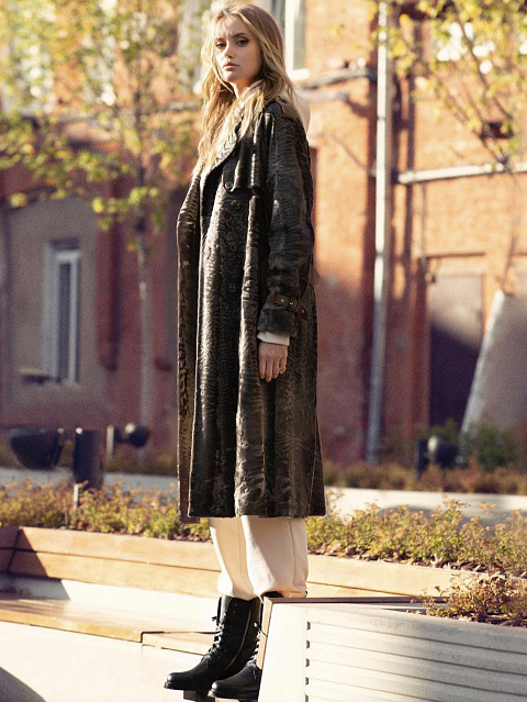 Коричневый тренч из каракуля с вышивкой, 5 Коричневый тренч из каракуля с вышивкой, 5