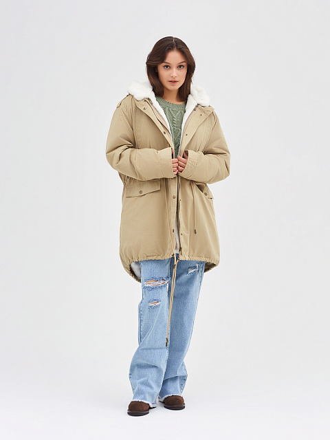Бежевая парка из плащевки с эко-мехом, 9