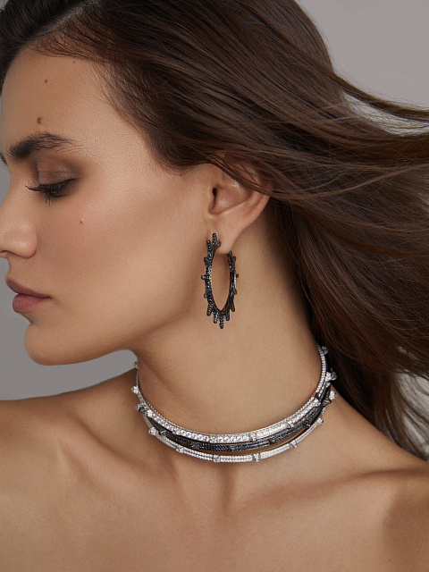 Хупсы из черненого золота с черными бриллиантами круглой огранки и огранки «принцесса», 3 Хупсы из черненого золота с черными бриллиантами круглой огранки и огранки «принцесса», 3