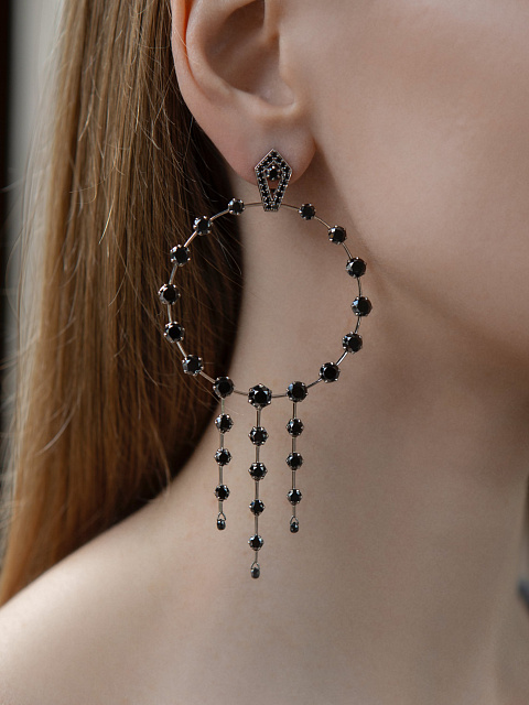 Хупсы из белого золота с черными бриллиантами, 5