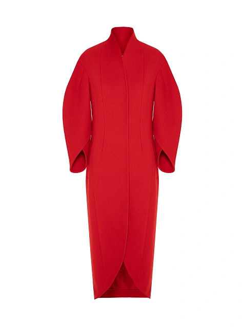 Красное пальто из шерсти, 1