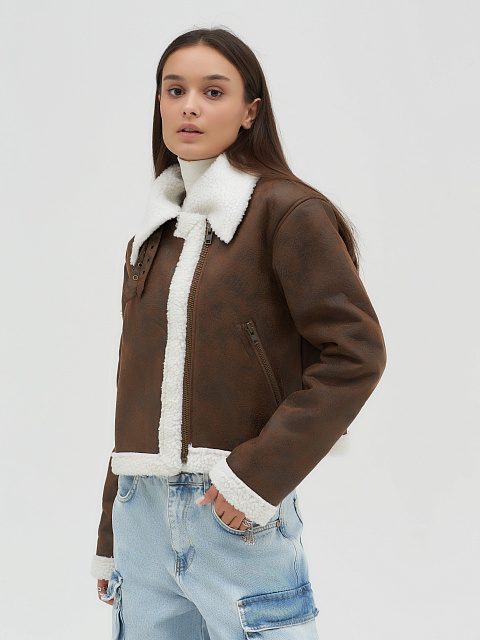 Коричневая укороченная дубленка из эко-меха, 9