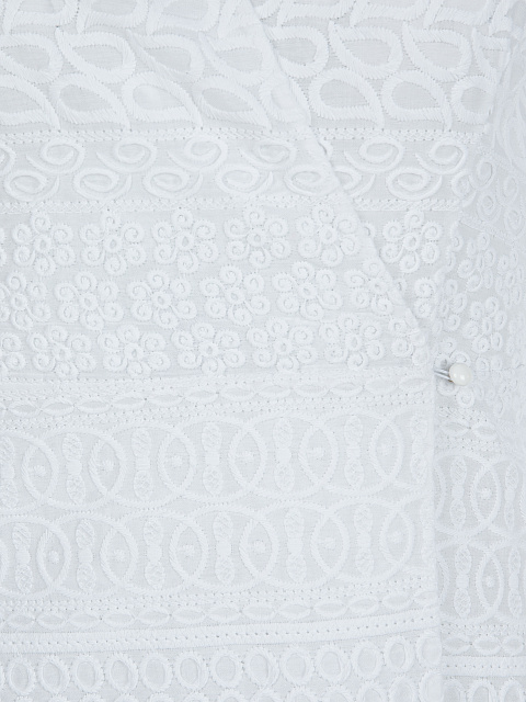 Белое кружевное платье-мини на запах, 3