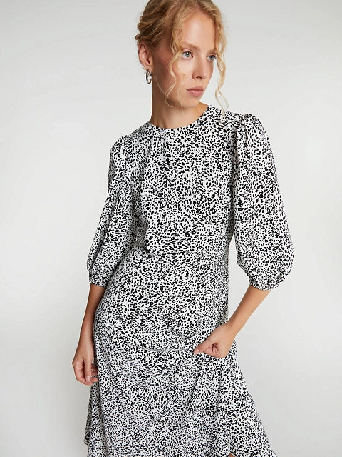 Белое платье-миди с рукавами-фонариками и принтом, 5