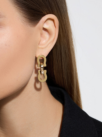 Серьги в виде подков из желтого золота, 2