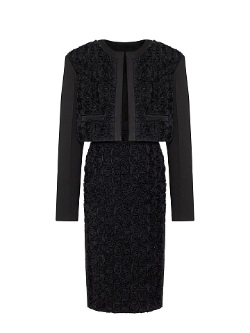 Костюм с розами, 1