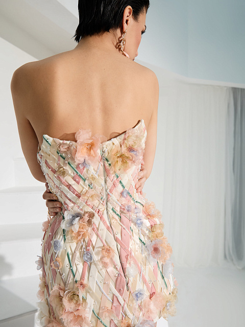 Молочное платье-мини с лентами и кристаллами, 3 Молочное платье-мини с лентами и кристаллами, 3