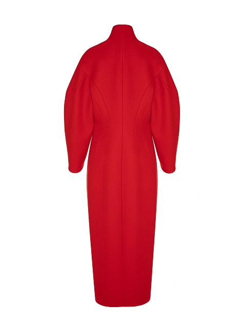 Красное пальто из шерсти, 2